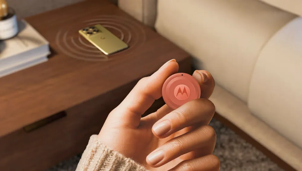Moto Tag 2 beats AirTag on battery life, features and price